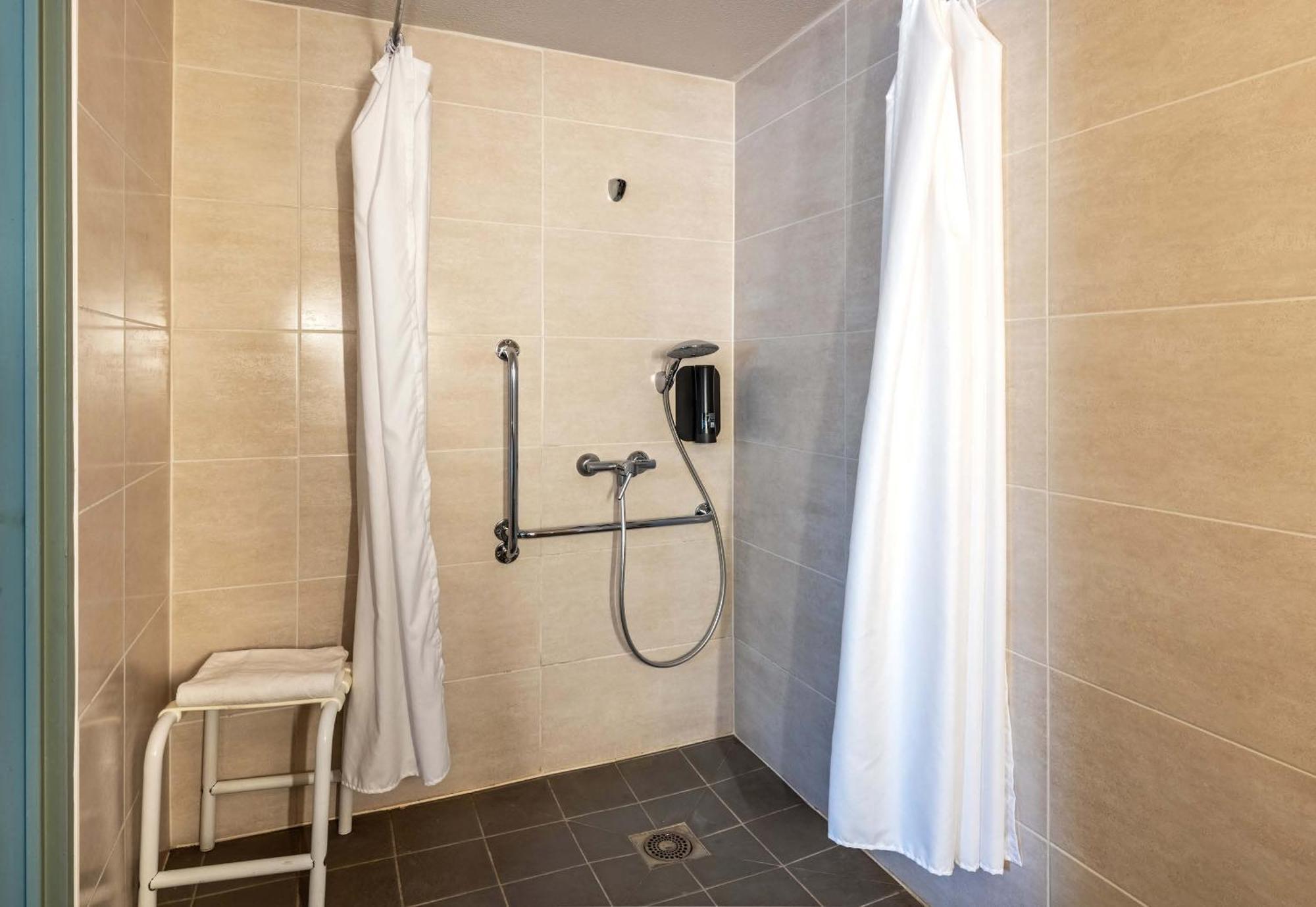 B&B Hotel Morlaix サン・マルタン・デ・シャン エクステリア 写真