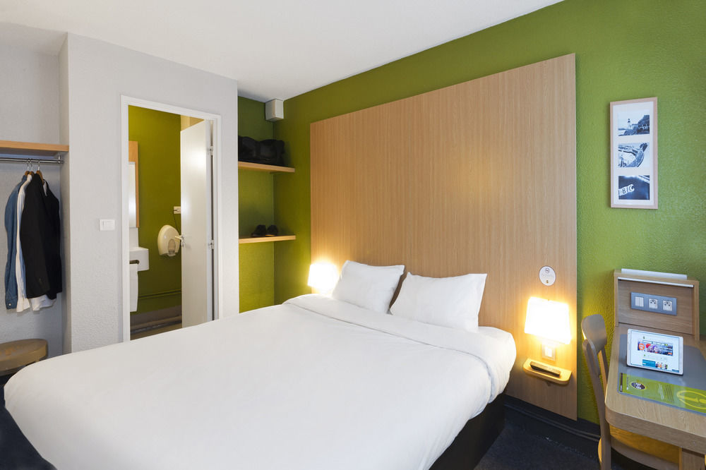 B&B Hotel Morlaix サン・マルタン・デ・シャン エクステリア 写真