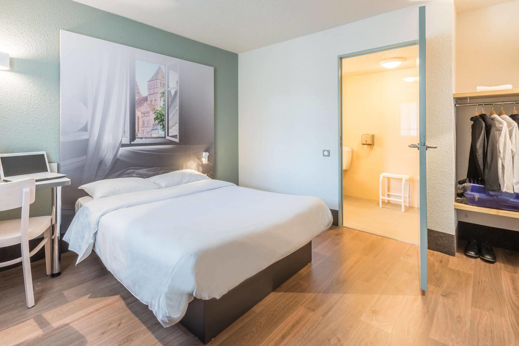 B&B Hotel Morlaix サン・マルタン・デ・シャン エクステリア 写真