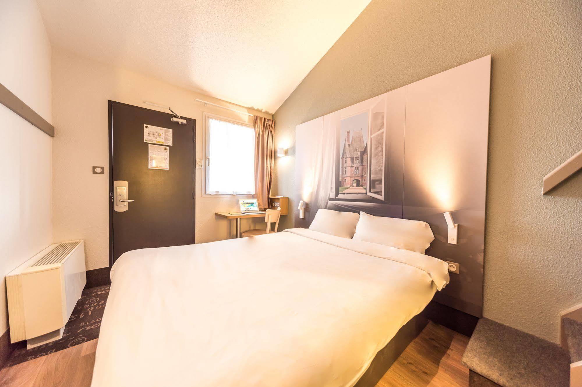 B&B Hotel Morlaix サン・マルタン・デ・シャン エクステリア 写真